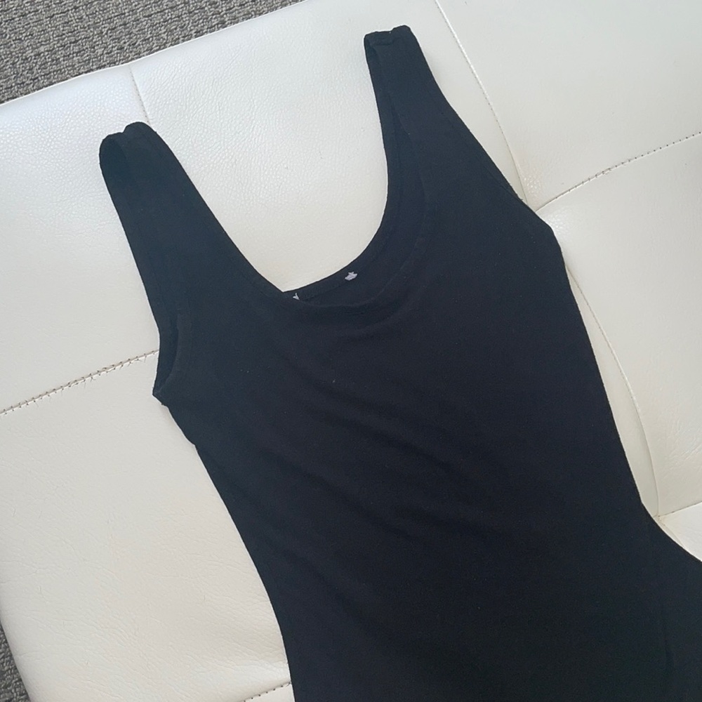 Basic black bodysuit